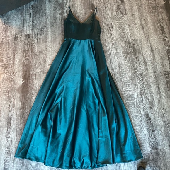 JULIET FORMAL HIGH SLIT DRESS - Picture 7 of 9